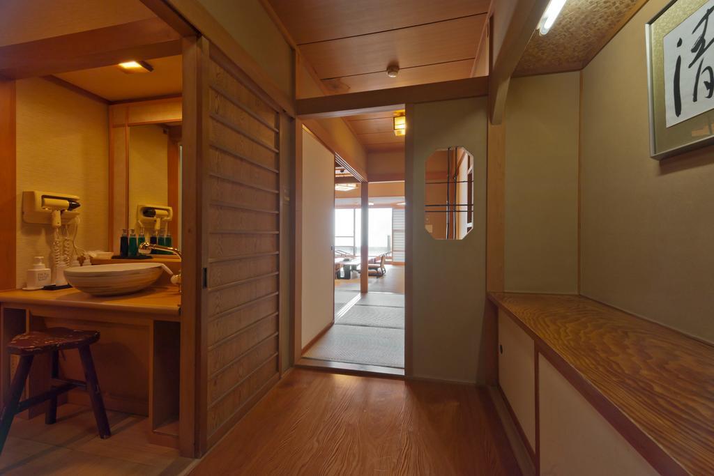 Umibenokakureyu Seiryu Hotel Nisiizu Kültér fotó